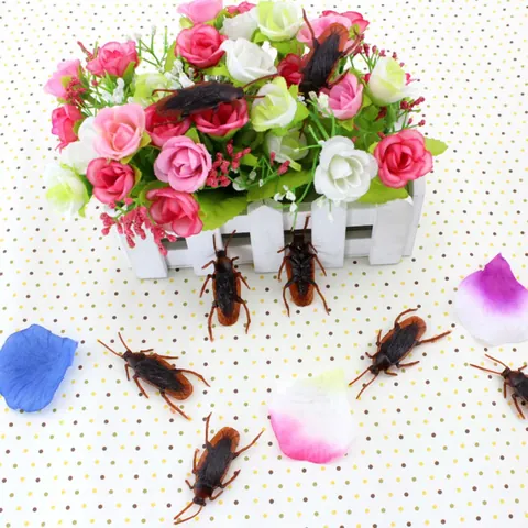 Realistic Simulation Cockroach Scorpion Centipede Gecko Snake Prank Toys For April Fool's Day Halloween Party Trick Jokes Plastic Soft Insect Models Gift