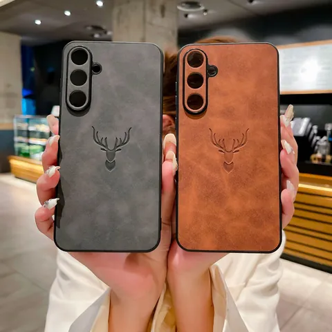 Coque de Téléphone Tête de Cerf Texture Peau d'Agneau Pour Samsung Galaxy A55 A35 A54 PC PU Cuir Gaufré Pour iPhone 16 15 14 Pro Max