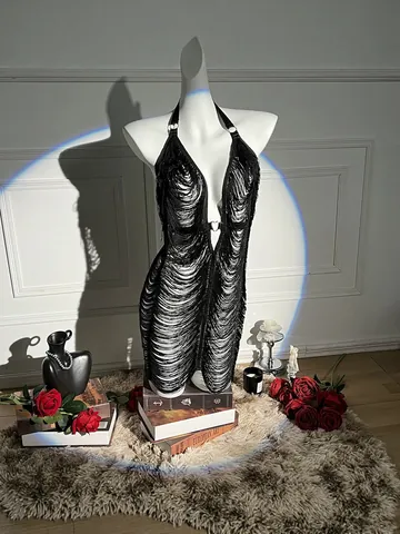 Women's Sexy Halter Backless Fringe Dress Polyester Solid Color V-Neck Mini Dress With Heart Metal Buckle For Party Club
