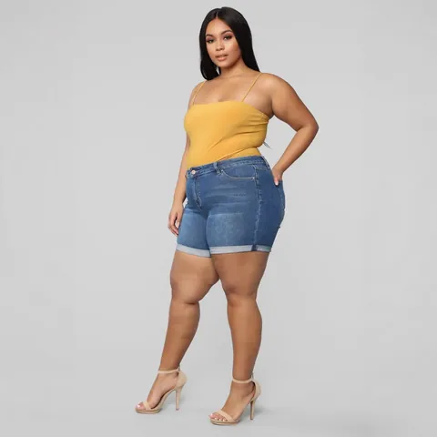 Women Plus Size Cuffed Denim Shorts Stretchy Washed Mid Waist Casual Jean Shorts For Curvy Women Summer Daily Bottoms Blue
