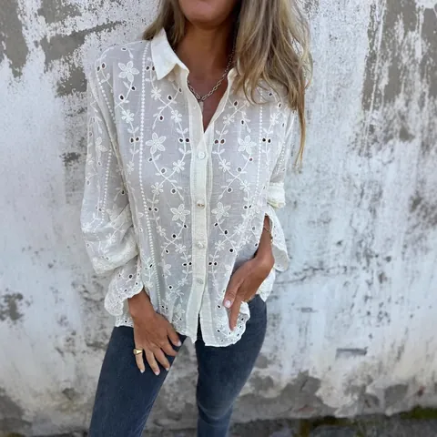 Blusa Casual de Poliéster Bordada para Mujer Estilo Dulce Suave Manga Larga Blanco Solapa Ajuste Holgado Camisa de Diario