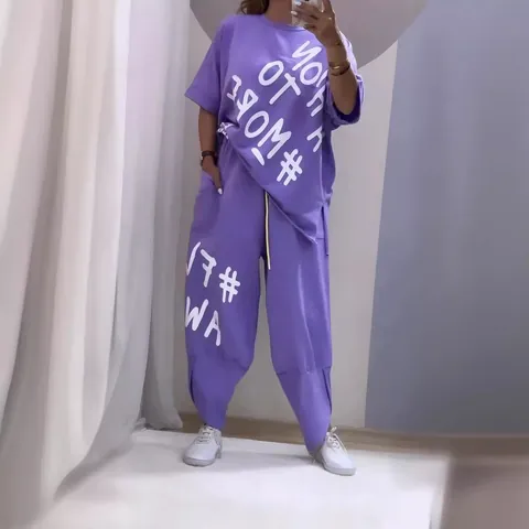 Damen Casual Buchstaben Druck Oversized Kurzarm Oberteil und Unterteil Lockerer Jogginganzug Sportliche Streetwear Tracksuit