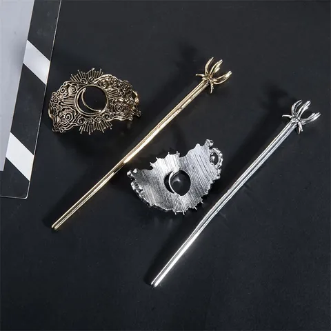 Vintage Alloy Hair Stick Moon Cloud Hollow Pattern Gothic Style Decorative Hairpin Hair Accessories For Women Banquet Party