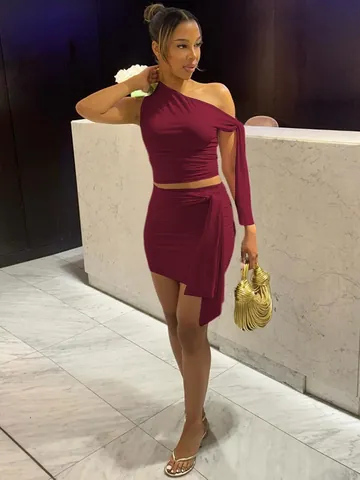 Intellektuelles Ein Schulter Crop Top Und Bodycon Minirock Zwei Teiler Set Damen Sommer Mode Riemchen Schlanke Passform Outfit