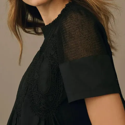 Haut Peplum Brodé en Maille pour Femmes T-Shirt Décontracté à Col Rond et Manches Courtes Ourlet à Volants Chemisier en Coton Polyester