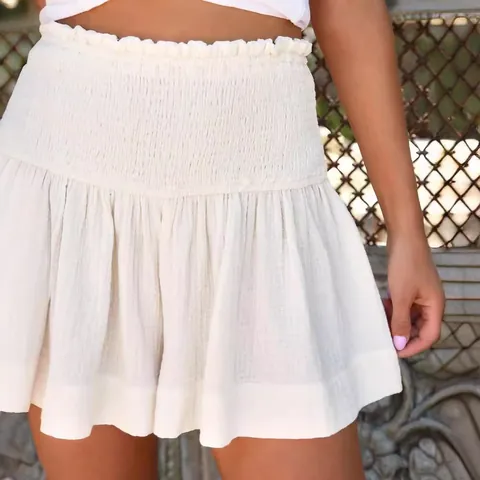 Women High Waist Smocked Skorts Ruffle Hem Flowy Casual Beach Shorts Polyester Textured Tiered Summer Bottoms
