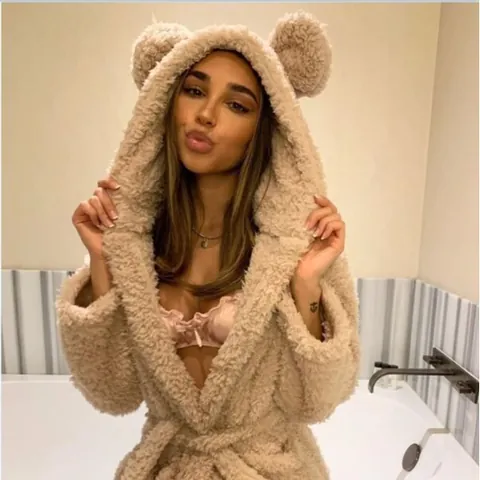 Vrouwen Schattige Dierenoren Met Capuchon Pluche Ochtendjas Warm Zacht Flannel Fleece Nachtkleding Lange Mouwen Casual Huis Badjas Met Riem Zak