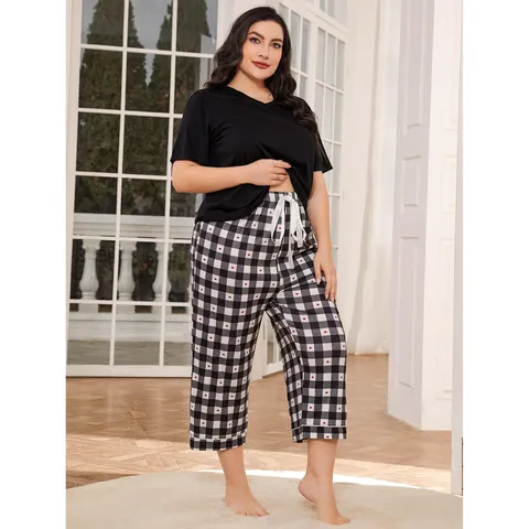Women's Plus Size Pajama Set V-Neck Short Sleeve Top And Plaid Heart Print Pants Casual Loungewear Polyester Sleepwear Set