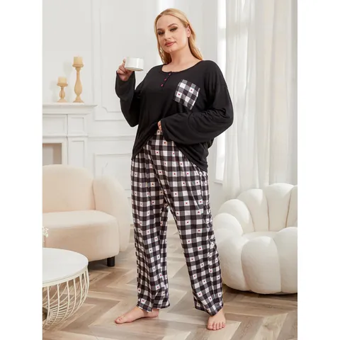 Plus Size Women Pajama Set Long Sleeve Black Top Plaid Heart Print Pants Loungewear Set For Autumn Winter Women Plus Size Clothing
