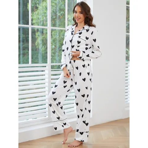 Women Long Sleeve Heart Print Pajama Set Contrast Piping Button Up Top And Bottom Loungewear Two Piece Sleepwear Set