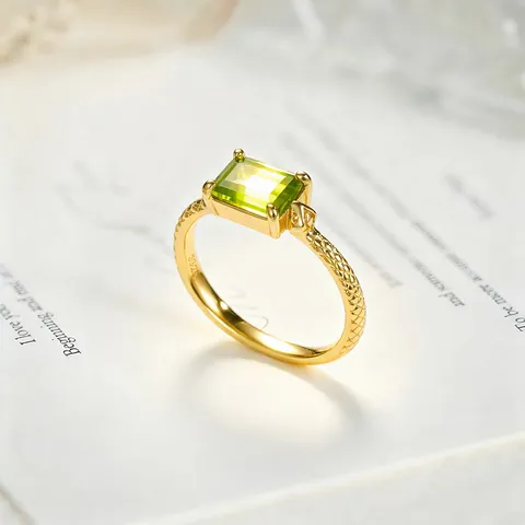 Anillo de Peridoto en Plata de Ley 925 Geométrico para Mujer Chapado en Oro Textura de Serpiente con Piedra Verde Natural