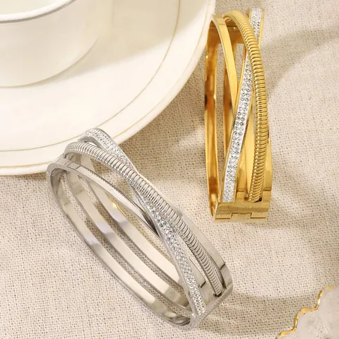 Dames Meerlaagse Kruis Armband Titanium Staal 18K Verguld Strass Sieraden Voor Feest Elegante Mode Cadeau