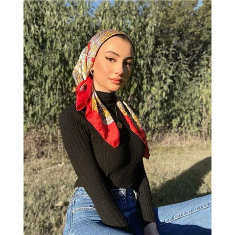 Dames Retro Paisley Print Satijn Vierkante Sjaal Grote Bandana Zijdeachtige Hoofddoek Haaraccessoire Voor Dagelijks Strand Boheemse Stijl