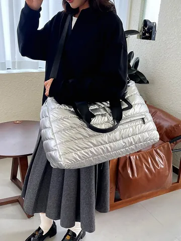 Sac de Voyage Matelassé en Coton Grande Capacité Brillant Métallique Sac Bandoulière Fitness Sac de Week-end pour Voyage en Plein Air Femmes