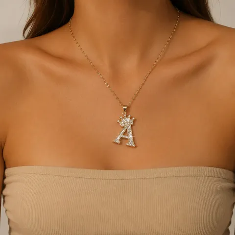 18K Gold Plated Stainless Steel 26 Initial Letter Crown Pendant Necklace For Women Zirconia Inlaid Fashion Jewelry Clavicle Chain