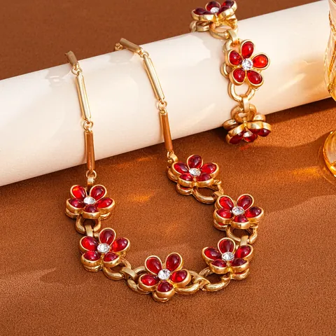 Vintage Palace Style Alloy Rhinestone Red Floral Link Chain Jewelry Set For Women Gold Plated Necklace Bracelet Party Banquet Accessories