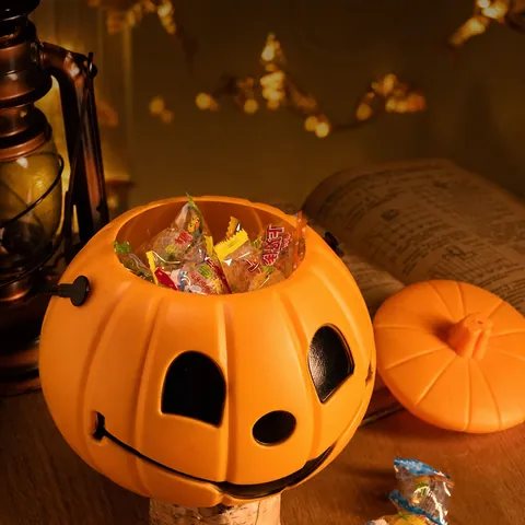 Halloween Portable Pumpkin Lantern LED Glowing Candy Bucket Trick or Treat Props Festive Party Decoration Pumpkin Pail