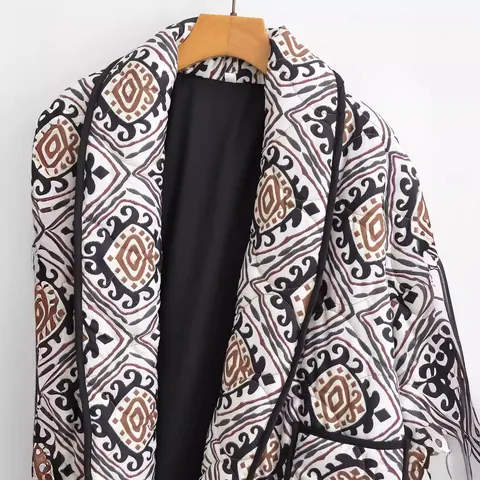 Women's Ethnic Geometric Print Quilted Cotton Padded Jacket Fashion Contrast Fake Two-Piece Stand Collar Warm Winter Top