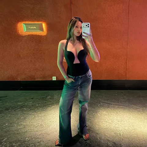 Sexy Women Deep V-Neck Halter Neck Crop Top Solid Black Waist Cinched Sleeveless Zipper Front Summer Vest Top Fashion