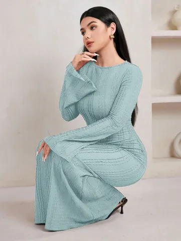 Robe Sirène en Tricot Jacquard pour Femmes Coupe Ajustée Élégante Manche Cloche Couleur Unie Col Rond Robe Longue de Soirée