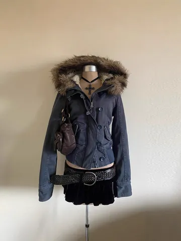 Damen Amerikanische Retro Kurz Jeansjacke Abnehmbarer Kunstpelzkragen Kapuzenjacke Langarm Rippbündchen Lässige Fashion Oberbekleidung