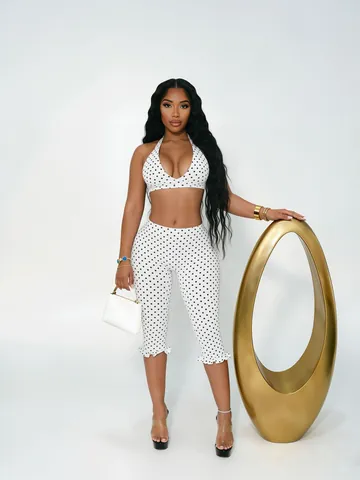 Women Polka Dot Two Piece Set Halter Neck Backless Crop Top And Ruffle Hem Capri Pants Fashion Sexy Urban Casual Summer Outfit
