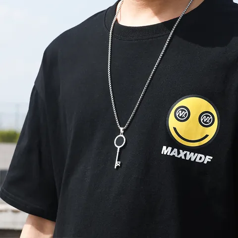Hip Hop Titanium Steel Key Pendant Necklace For Men Women Roman Numerals Clock Design Silver Long Box Chain Sweater Necklace Fashion Jewelry