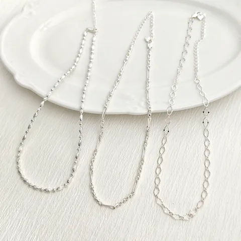 Collar de Cadena de Cobre Minimalista Galvanizado para Mujer Joyas de Plata Refinadas Moda Ligera Diseño Versátil Cadena de Clavícula de Estilo Coreano