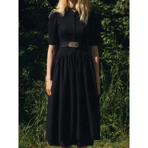Women Elegant Oktoberfest Dirndl Dress Vintage Black Polyester Pleated Midi Dress For Bavarian Party Festival Retro Dress