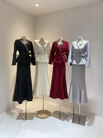 Women Elegant Polyester Rhinestone Blazer Skirt Set V-Neck Peplum Waist Top And Bottom Business Party Two Piece Suit With Belt