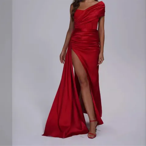 Abito da Donna Elegante in Poliestere Monospalla Senza Maniche Schiena Scoperta Abito Lungo da Sera con Spacco Plissettato Top And Bottom