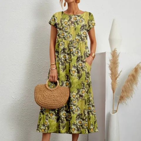 Robe en Polyester Imprimé Floral d'Été pour Femmes Décontractée Coupe Ample Col Rond Manches Courtes Robe Midi Avec Poches Style Vacances Rétro