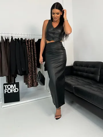 Women Faux Leather Vest Sleeveless V-Neck Single Breasted PU Leather Top Outerwear Casual Slim Fit Fashion Vest