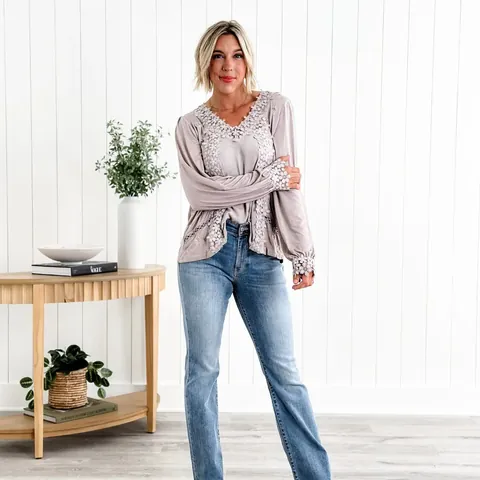 Pantalones Vaqueros Acampanados para Mujer Alta Elasticidad Cintura Media Lavados en Denim Talla Grande Adelgazante Estilo Urbano