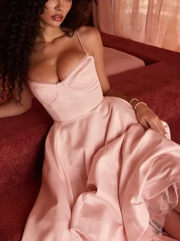 Elegant Spaghetti Strap Corset Maxi Dress Structured Tulle Hem Ruched Sexy Evening Party Dress For Women Formal Satin Gown