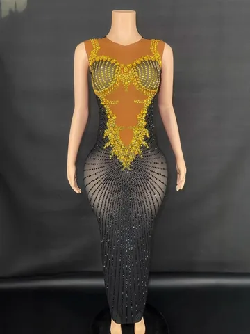 Women's Elegant Slim Fit Rhinestone Gown Performance Gown V Neck Sleeveless Polyester Mesh Top And Bottom For Banquet Host