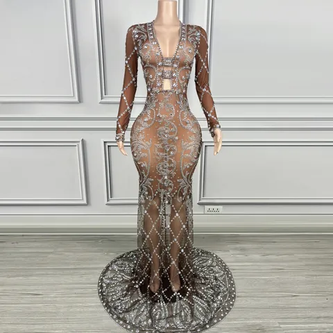 Elegant V-Neck Long Sleeve Rhinestone Floor-Length Evening Dress For Women Sexy See-Through Mesh Formal Banquet Party Gown
