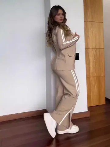 Dames Casual Revers Blazer Wijde Pijpen Broek Boven En Onder Zijstrepen Herfst Winter Sportief Chic Polyester Set