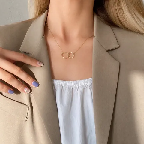 Collar con Colgante de Doble Anillo Entrelazado de Aleación Minimalista para Mujer Estilo Coreano Ins Cadena de Clavícula Geométrica Joyería