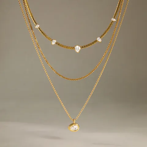 18K Gold Plated Stainless Steel Zirconia Pendant Necklace For Women Light Luxury Water Drop Clavicle Chain Minimalist Jewelry