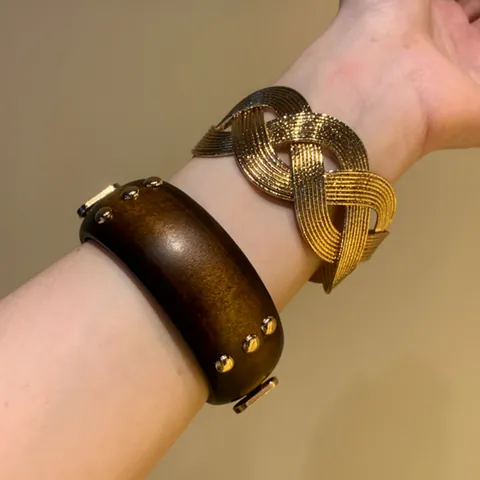 Vintage Rivet Carved Wooden Wide Bracelet Bohemian Style Distressed Metal Alloy Rhinestone Bangle Retro Jewelry Hand Cuff For Women