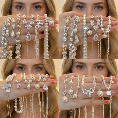 Französischer Stil Schmetterling Künstliche Perle Halskette Für Damen Luxus Strass Verschluss Anhänger Schlüsselbeinkette Eleganter Nischenschmuck