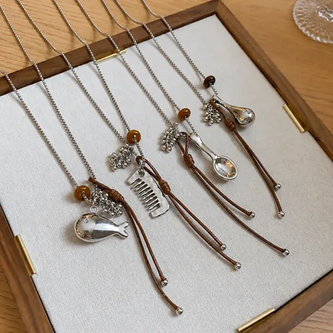 Korean Minimalist Style Resin Fish Spoon Comb Water Drop Pendant Necklace For Women Brown Leather Cord Alloy Sweater Chain Daily Jewelry