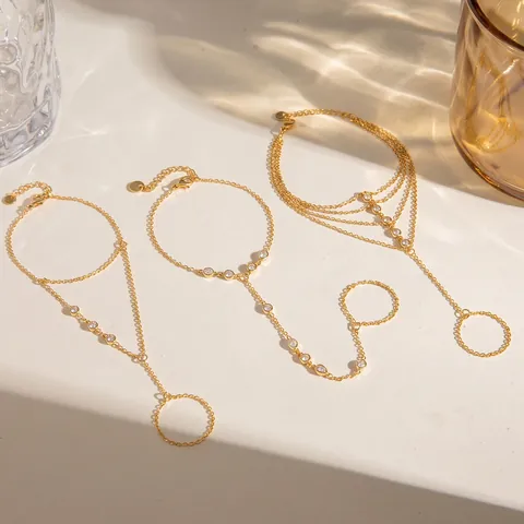 Bracelet Chaîne de Main en Acier Inoxydable pour Femme Plaqué Or 18K Strass Fleur Géométrique Anneau-Relié Bracelet Bijoux Bohème