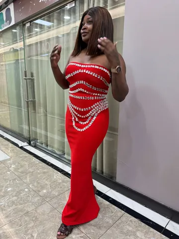 Women's Sexy Off-Shoulder Bandage Dress Heavy Work Rhinestone Embellished Tight Fit Maxi Evening Gown Party Dress