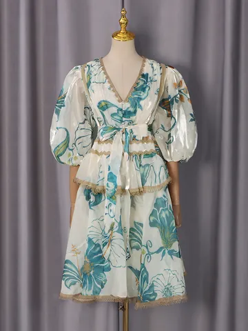 Women French Palace Style V-Neck Puff Sleeve Midi Dress Vintage Floral Print High Waist Lace Splicing Elegant Party Dress