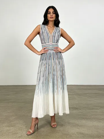 Style Paresseux Français Dégradé Rayé Sans Manches Col en V Profond Taille Haute Plissée Maxi Robe pour Femmes Élégante Tenue d'Été
