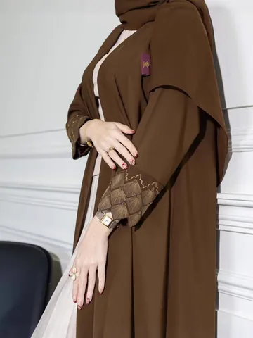 Elegant Satin Abaya Robe For Women Loose Muslim Outerwear Embroidery Detailing Long Sleeve Cardigan Formal Maxi Dress Jacket