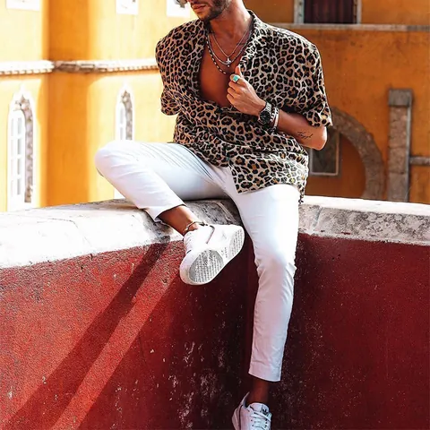 Camicia a Maniche Corte Casual da Uomo con Stampa Leopardata Stile Occidentale Cotone Abbottonata Top Spiaggia Vacanza Moda Estiva