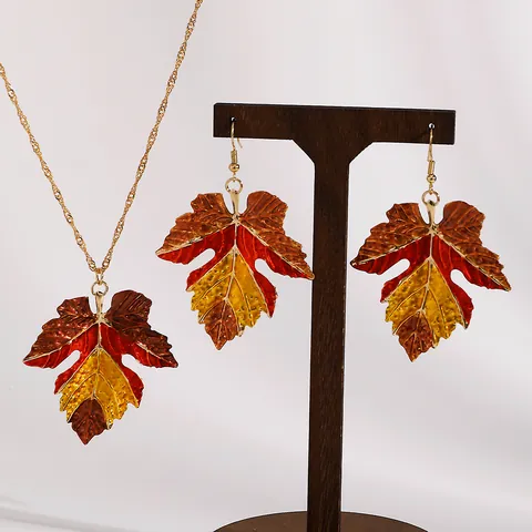 Autumn Maple Leaf Necklace Earrings Jewelry Set With Colorful Acrylic Pendants Alloy Gold Chain For Women Thanksgiving